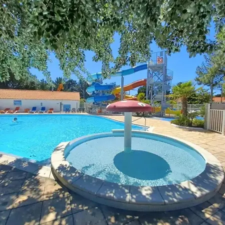 Campsite Mobil Sur Avec Piscine Saint-Jean-de-Monts