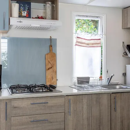 Mobil Sur Avec Piscine Kemping 4*