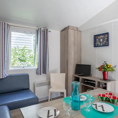 Campsite Mobil Sur Avec Piscine Saint-Jean-de-Monts